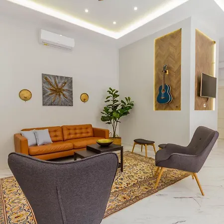 Bengt Kiraly Str. Apartman